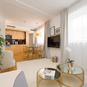 Rafael Kaiser - Premium Centre - Contactless 24h Check-in Apartment