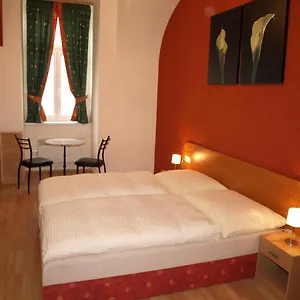 Apartman Tal